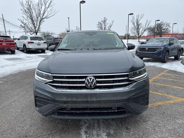 new 2024 Volkswagen Tiguan car, priced at $32,602