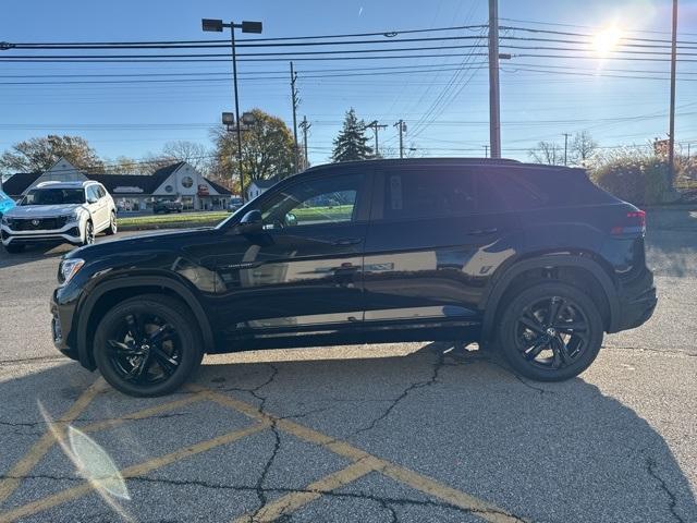 new 2025 Volkswagen Atlas Cross Sport car, priced at $48,241