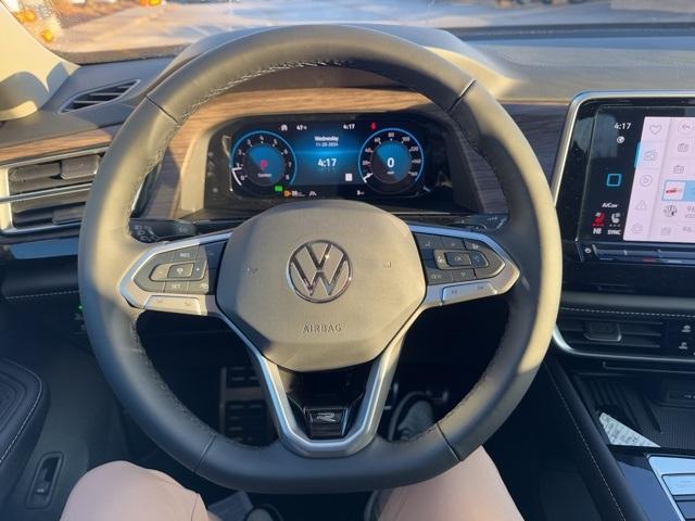 new 2025 Volkswagen Atlas car, priced at $52,565