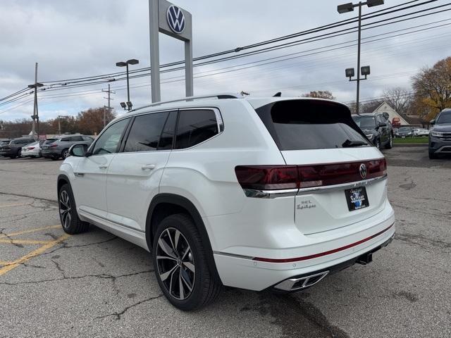 new 2025 Volkswagen Atlas car, priced at $52,857