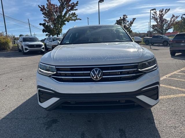 new 2024 Volkswagen Tiguan car, priced at $32,775