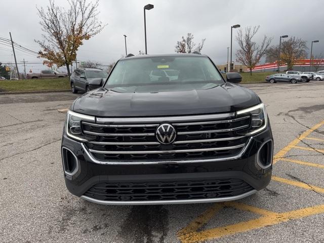 new 2025 Volkswagen Atlas car, priced at $44,327