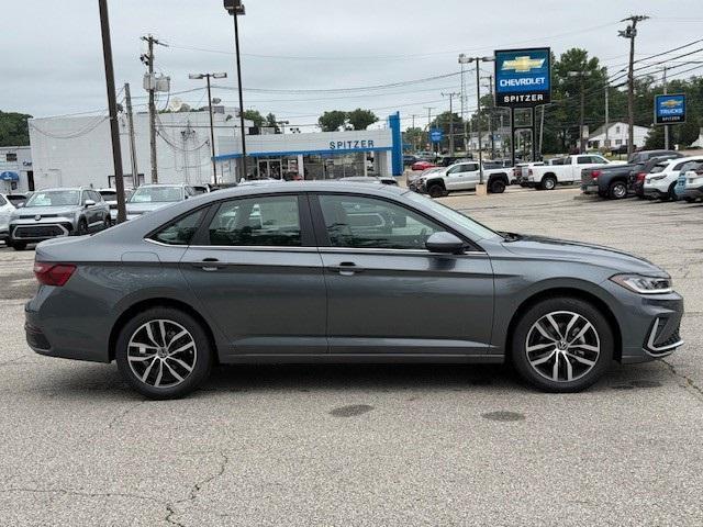 new 2025 Volkswagen Jetta car