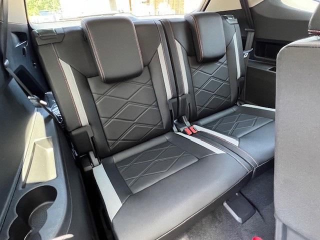 new 2025 Volkswagen Atlas car, priced at $44,443