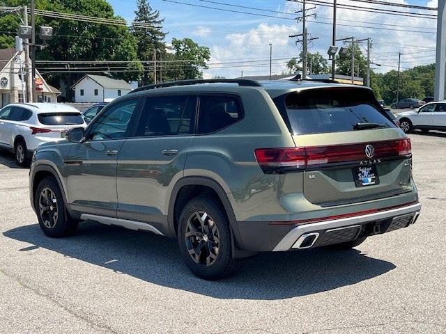 new 2025 Volkswagen Atlas car, priced at $44,443