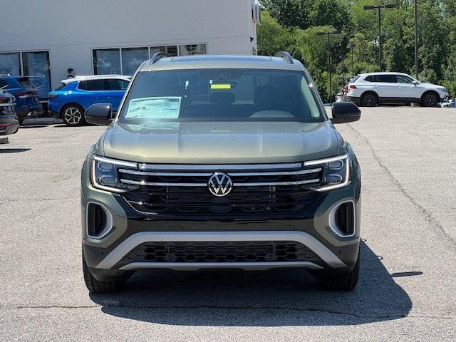 new 2025 Volkswagen Atlas car, priced at $44,443