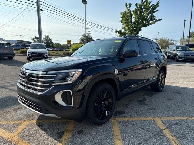 new 2024 Volkswagen Atlas car, priced at $41,338