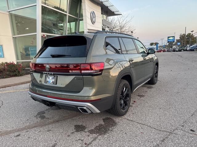 new 2025 Volkswagen Atlas car, priced at $45,906