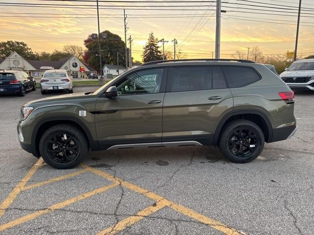 new 2025 Volkswagen Atlas car, priced at $45,906