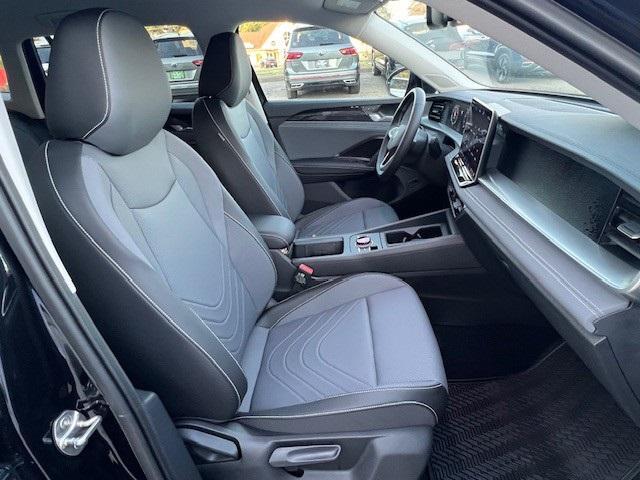 new 2025 Volkswagen Tiguan car, priced at $35,355