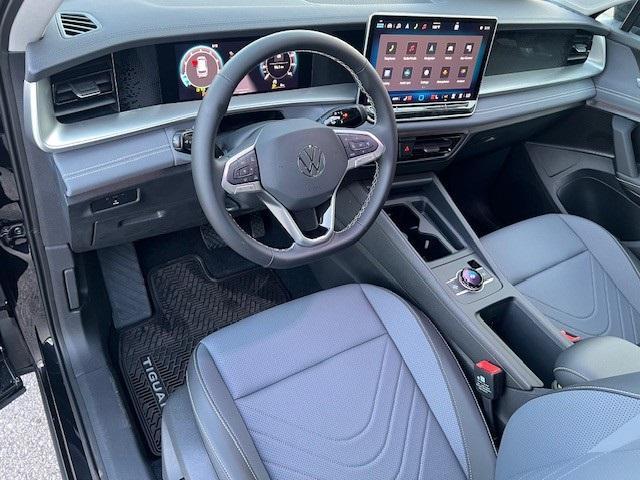 new 2025 Volkswagen Tiguan car, priced at $35,355