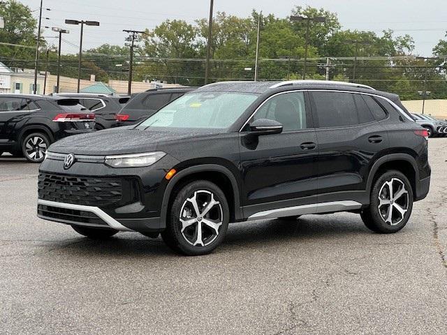 new 2025 Volkswagen Tiguan car, priced at $35,355