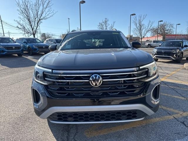 new 2025 Volkswagen Atlas car, priced at $46,343