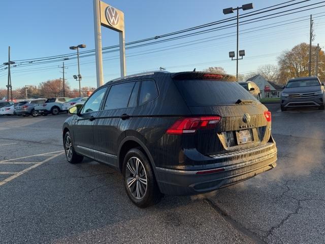 new 2024 Volkswagen Tiguan car, priced at $33,676