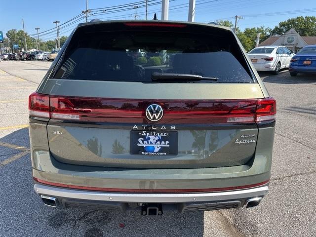 new 2024 Volkswagen Atlas car, priced at $48,098