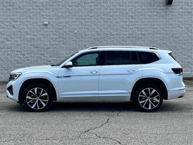 new 2025 Volkswagen Atlas car, priced at $53,946
