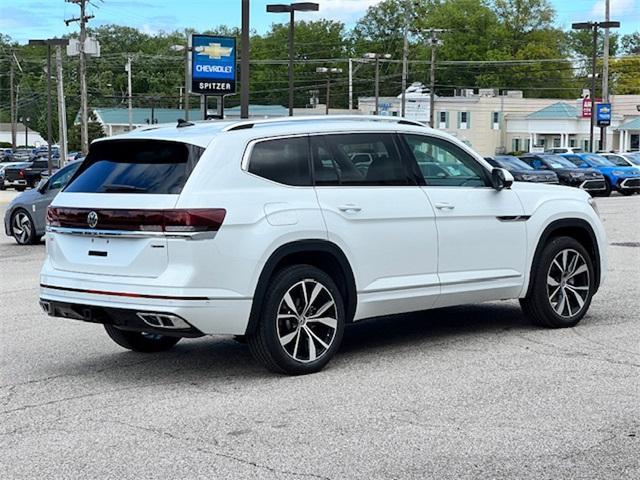 new 2025 Volkswagen Atlas car, priced at $53,946