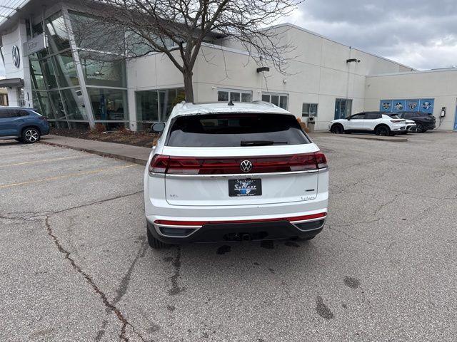 new 2026 Volkswagen Atlas Cross Sport car