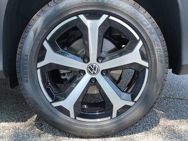 new 2025 Volkswagen Tiguan car, priced at $35,019