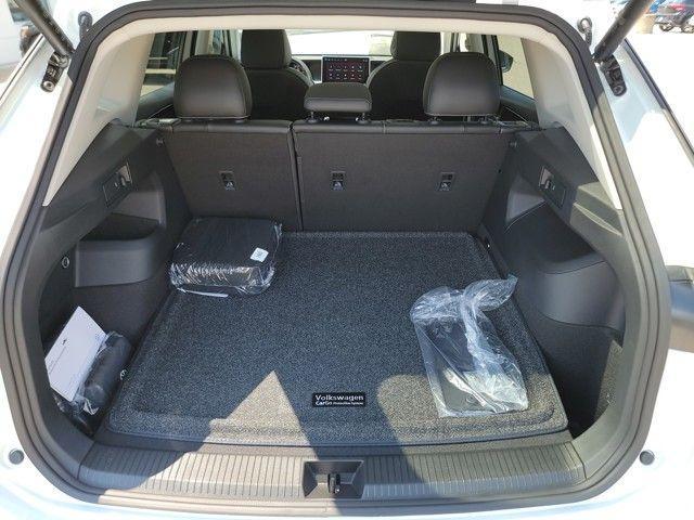 new 2025 Volkswagen Tiguan car, priced at $35,019