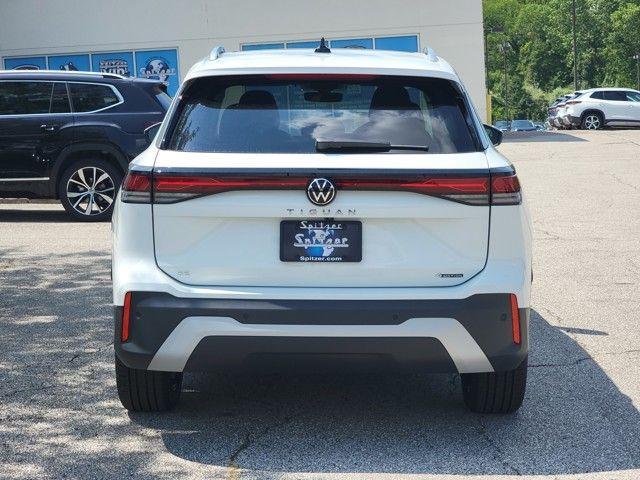 new 2025 Volkswagen Tiguan car, priced at $35,019