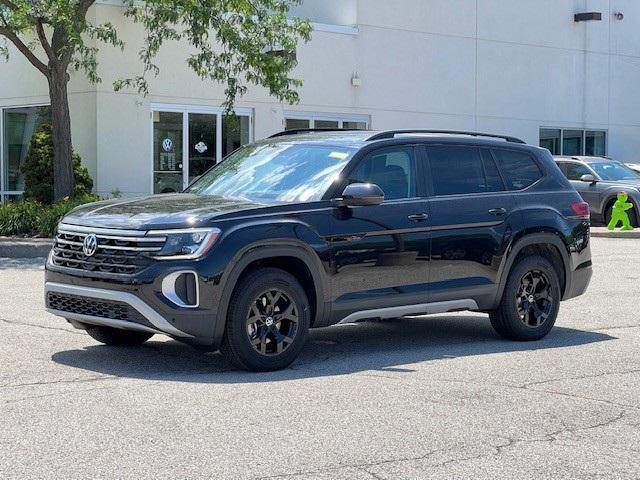new 2025 Volkswagen Atlas car, priced at $43,808