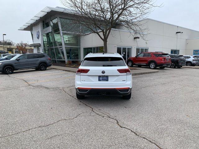 used 2022 Volkswagen Atlas Cross Sport car, priced at $25,495