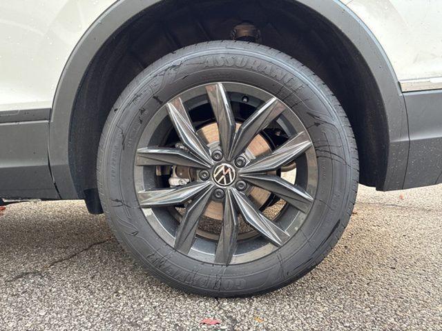new 2024 Volkswagen Tiguan car, priced at $30,070