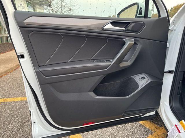 new 2024 Volkswagen Tiguan car, priced at $30,070