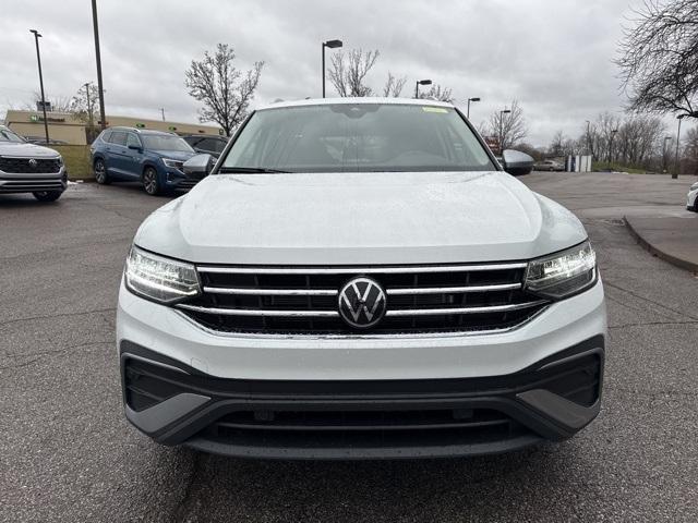 new 2024 Volkswagen Tiguan car, priced at $32,208