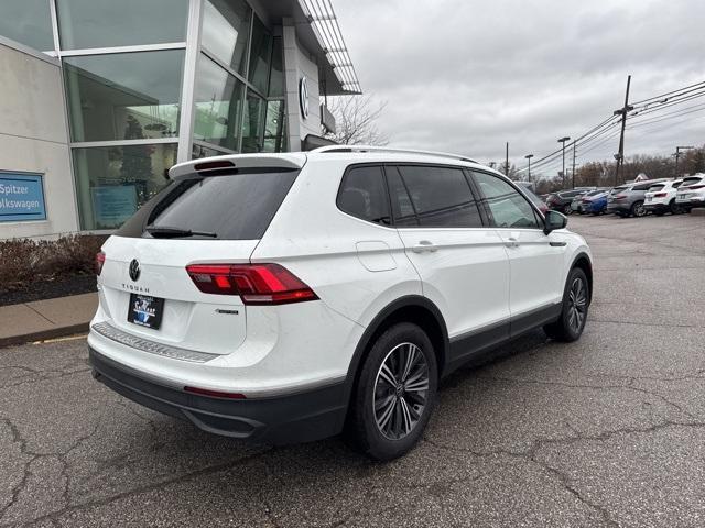 new 2024 Volkswagen Tiguan car, priced at $32,208