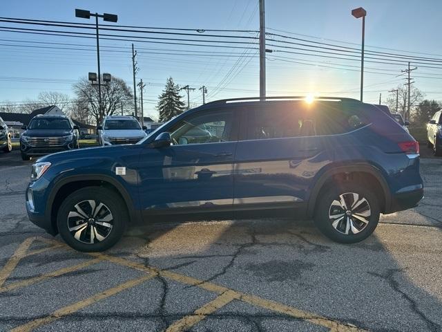 new 2025 Volkswagen Atlas car, priced at $38,668