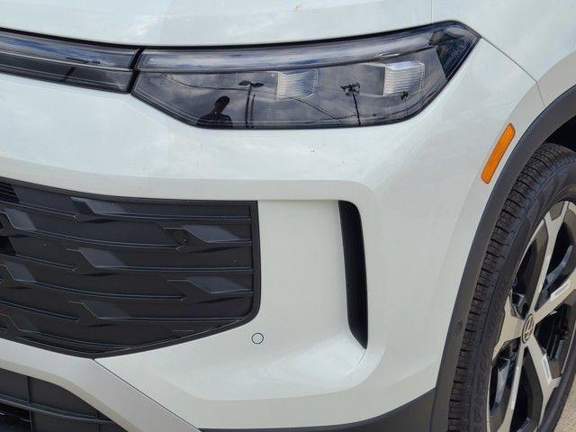 new 2025 Volkswagen Tiguan car, priced at $34,293