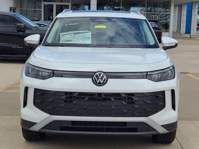 new 2025 Volkswagen Tiguan car, priced at $34,293