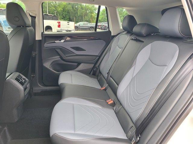 new 2025 Volkswagen Tiguan car, priced at $34,293