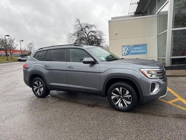 new 2025 Volkswagen Atlas car, priced at $38,168