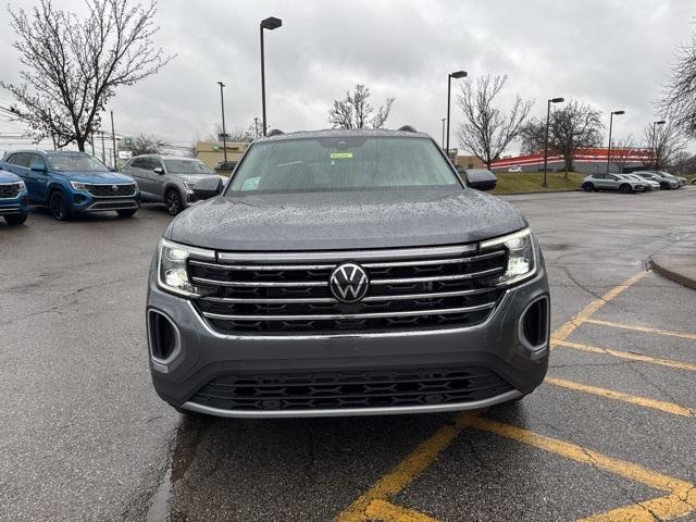 new 2025 Volkswagen Atlas car, priced at $38,168