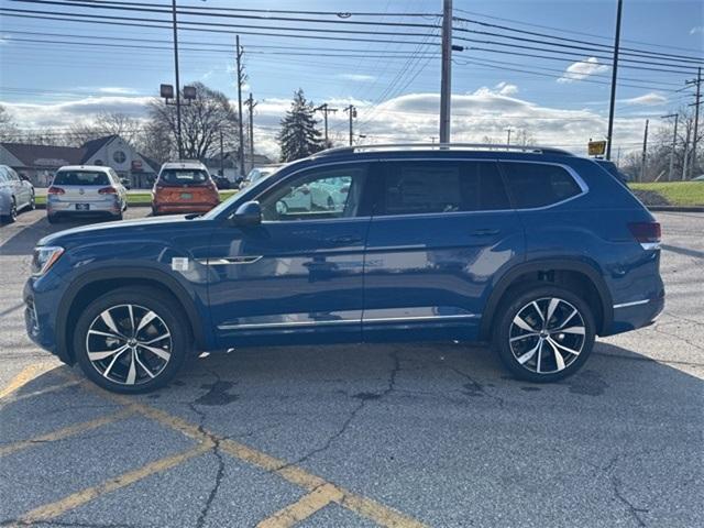new 2025 Volkswagen Atlas car, priced at $53,140