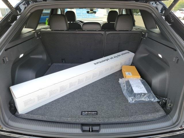 new 2026 Volkswagen Atlas Cross Sport car