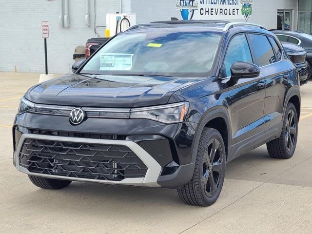 new 2025 Volkswagen Taos car, priced at $34,298
