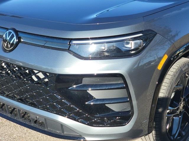 new 2025 Volkswagen Tiguan car