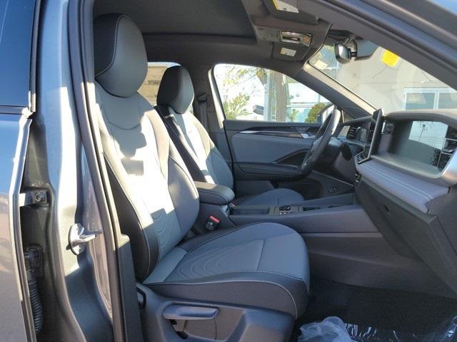 new 2025 Volkswagen Tiguan car