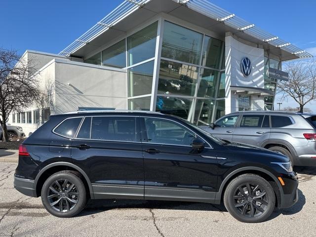 new 2024 Volkswagen Tiguan car, priced at $34,946