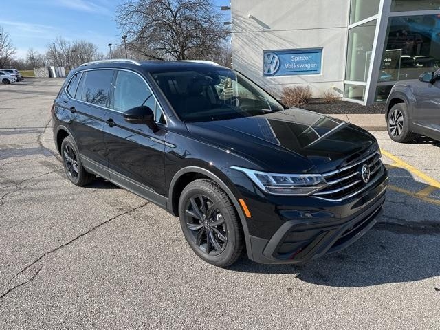 new 2024 Volkswagen Tiguan car, priced at $34,946