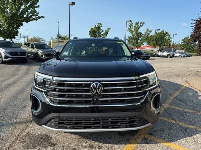 new 2024 Volkswagen Atlas car, priced at $47,305