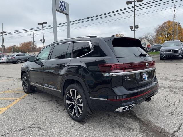 new 2025 Volkswagen Atlas car, priced at $52,565