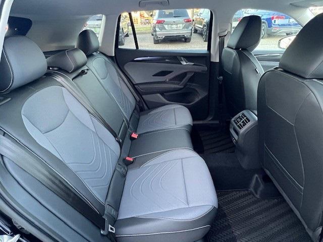 new 2025 Volkswagen Tiguan car, priced at $33,987