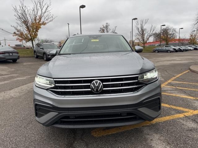 new 2024 Volkswagen Tiguan car, priced at $27,775