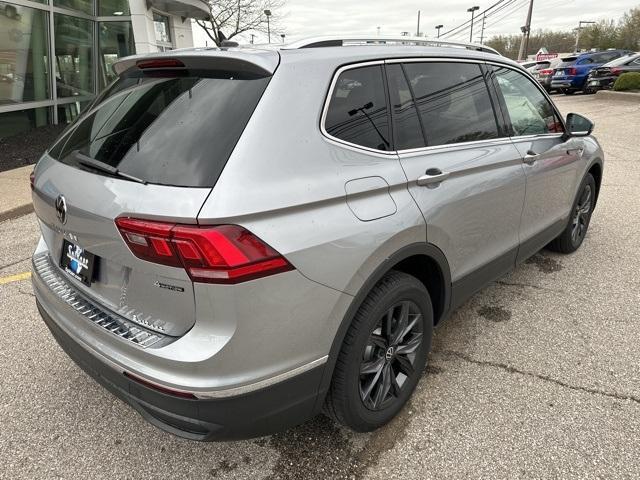 new 2024 Volkswagen Tiguan car, priced at $35,204