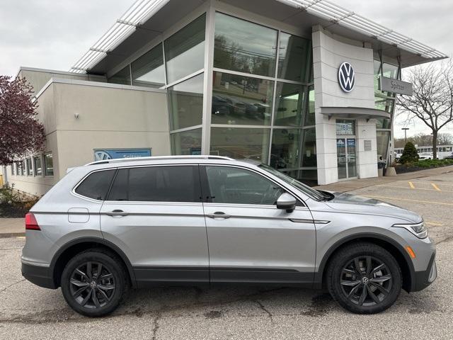 new 2024 Volkswagen Tiguan car, priced at $35,204